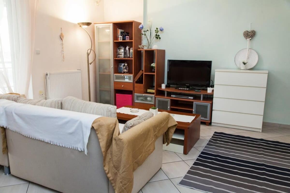 Lovely Apt In Peristeri Афины Экстерьер фото